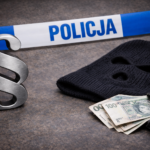 Rozbój z „przedmiotem przypominającym broń”. Media już wiedzą, że to broń i nie wahają sie jej użyć…
